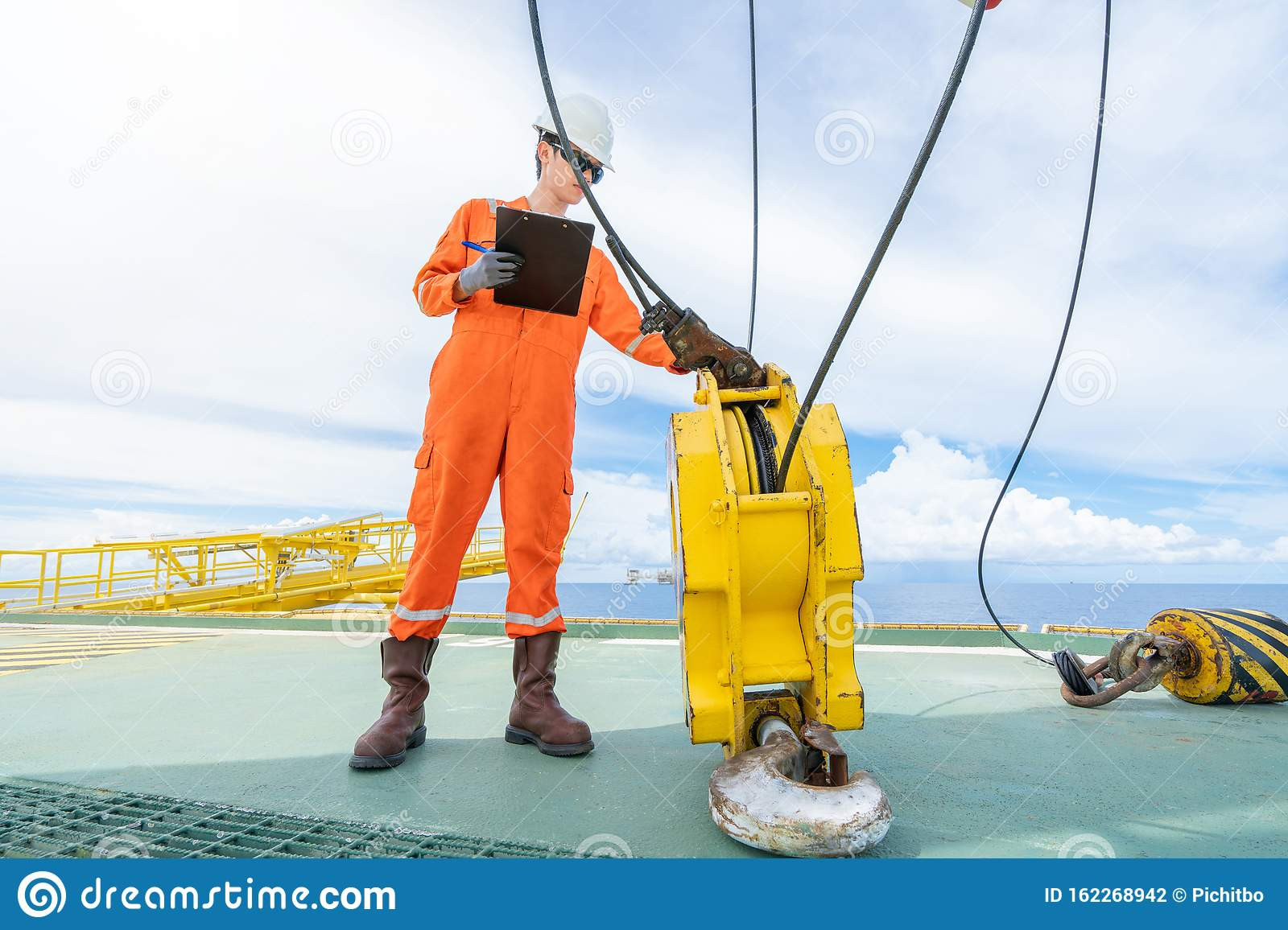 Qaldırıcı Avadanlıqların Təftişi